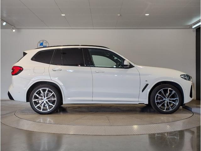 Ｘ３ ｘＤｒｉｖｅ　２０ｄ　Ｍスポーツ　パノラマサンルーフ・Ｈａｒｍａｎ／Ｋａｒｄｏｎスピーカー・オプション２０インチＡＷ・１オーナー・後期モデル・ヘッドアップディスプレイ地デジ・全周囲カメラ・オートトランク・レーンキープ・ＡＣＣ・黒レザー（11枚目）