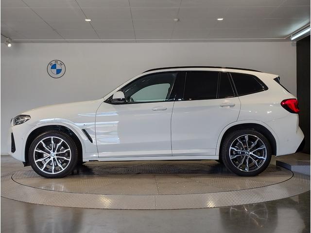 Ｘ３ ｘＤｒｉｖｅ　２０ｄ　Ｍスポーツ　パノラマサンルーフ・Ｈａｒｍａｎ／Ｋａｒｄｏｎスピーカー・オプション２０インチＡＷ・１オーナー・後期モデル・ヘッドアップディスプレイ地デジ・全周囲カメラ・オートトランク・レーンキープ・ＡＣＣ・黒レザー（12枚目）
