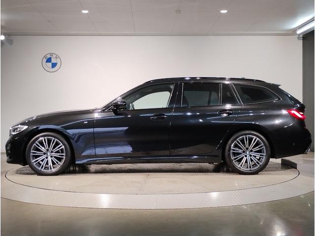 ３シリーズ ３２０ｄｘＤｒｉｖｅツーリングＭスポーツハイラインＰ　２年保証付　コニャックレザー　ウッドトリム　アクティブクルーズコントロール　全周囲カメラ　シートヒーター　衝突軽減ブレーキ　電動トランク　アップルカープレイ　ＬＥＤ　アンビエントライト　純正１８ＡＷ（9枚目）