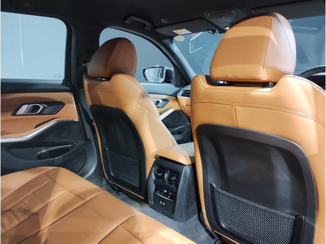 ３シリーズ ３２０ｄｘＤｒｉｖｅツーリングＭスポーツハイラインＰ　２年保証付　コニャックレザー　ウッドトリム　アクティブクルーズコントロール　全周囲カメラ　シートヒーター　衝突軽減ブレーキ　電動トランク　アップルカープレイ　ＬＥＤ　アンビエントライト　純正１８ＡＷ（28枚目）