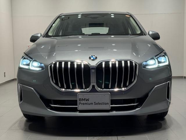 2シリーズ 218iアクティブツアラー エクスクルーシブ デモカー・テクノロジーパッケージ・ヘッドアップディスプレイ・パーキングアシスト・アクティブクルーズコントロール・アップルカープレイ・ヴェガンザレザー・電動トランク・純正17インチAW・衝突軽減ブレーキ(6枚目)