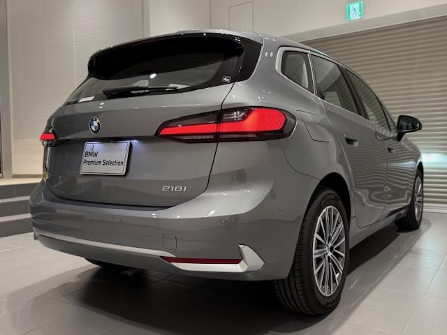 2シリーズ 218iアクティブツアラー エクスクルーシブ デモカー・テクノロジーパッケージ・ヘッドアップディスプレイ・パーキングアシスト・アクティブクルーズコントロール・アップルカープレイ・ヴェガンザレザー・電動トランク・純正17インチAW・衝突軽減ブレーキ(11枚目)