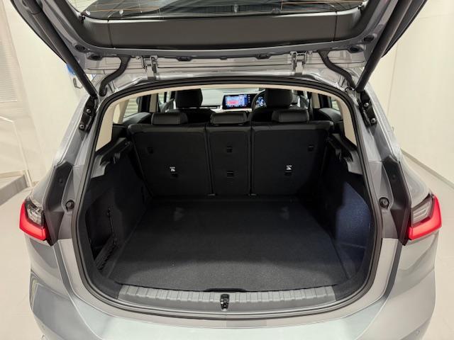 2シリーズ 218iアクティブツアラー エクスクルーシブ デモカー・テクノロジーパッケージ・ヘッドアップディスプレイ・パーキングアシスト・アクティブクルーズコントロール・アップルカープレイ・ヴェガンザレザー・電動トランク・純正17インチAW・衝突軽減ブレーキ(14枚目)