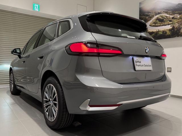 2シリーズ 218iアクティブツアラー エクスクルーシブ デモカー・テクノロジーパッケージ・ヘッドアップディスプレイ・パーキングアシスト・アクティブクルーズコントロール・アップルカープレイ・ヴェガンザレザー・電動トランク・純正17インチAW・衝突軽減ブレーキ(18枚目)