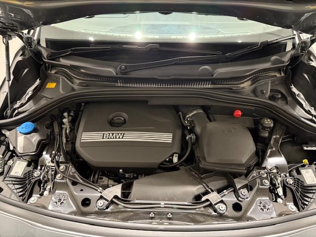 2シリーズ 218iアクティブツアラー エクスクルーシブ デモカー・テクノロジーパッケージ・ヘッドアップディスプレイ・パーキングアシスト・アクティブクルーズコントロール・アップルカープレイ・ヴェガンザレザー・電動トランク・純正17インチAW・衝突軽減ブレーキ(59枚目)