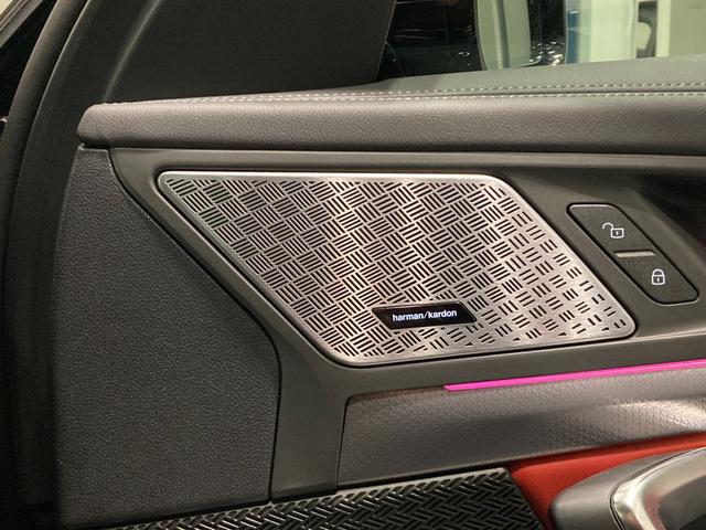 X1 M35i xDrive 元弊社デモカー フィオナレッドレザー ハーマンカードンスピーカー ヘッドアップディスプレイ スポーツシート 全周囲カメラ 電動トランク アップルカープレイ アンドロイドオート 純正OP20インチAW(72枚目)