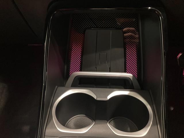 X1 M35i xDrive 元弊社デモカー フィオナレッドレザー ハーマンカードンスピーカー ヘッドアップディスプレイ スポーツシート 全周囲カメラ 電動トランク アップルカープレイ アンドロイドオート 純正OP20インチAW(74枚目)