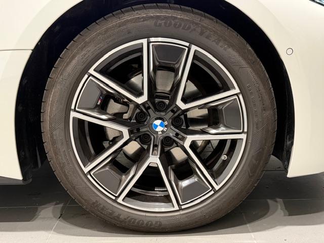 4シリーズ 420d xDriveグランクーペ Mスポーツ 弊社元デモカー・モカレザーシート・サウンドパッケージ・Harman/Kardonスピーカー・地デジ・アップルカープレイ・禁煙車・後期モデル・Dシェイプステアリング・ハンズオフ・ヘッドアップディスプレイ(16枚目)