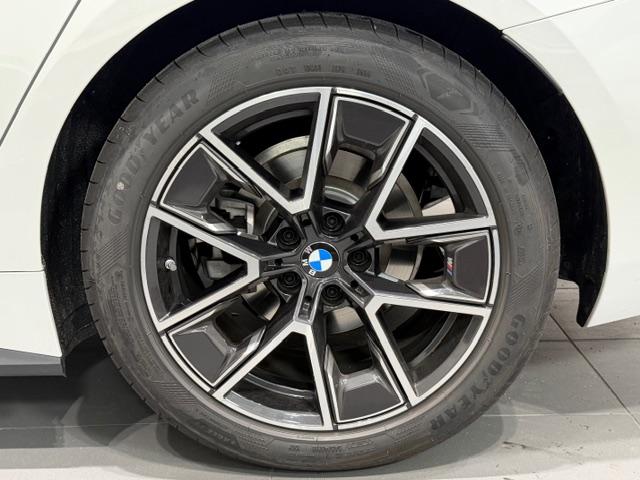 4シリーズ 420d xDriveグランクーペ Mスポーツ 弊社元デモカー・モカレザーシート・サウンドパッケージ・Harman/Kardonスピーカー・地デジ・アップルカープレイ・禁煙車・後期モデル・Dシェイプステアリング・ハンズオフ・ヘッドアップディスプレイ(17枚目)