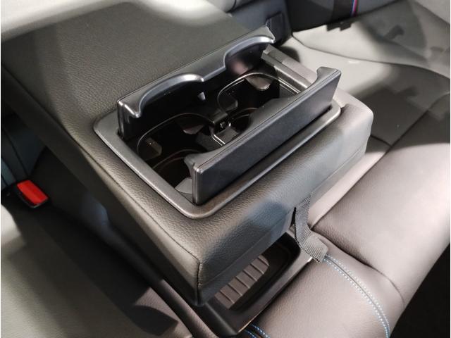 内外装共に非常に綺麗な車です★一見の価値有りです★是非、展示場まで足をお運びくださいませ★直通無料電話番号００７８−６０４４−４３３８までお電話くださいませ。