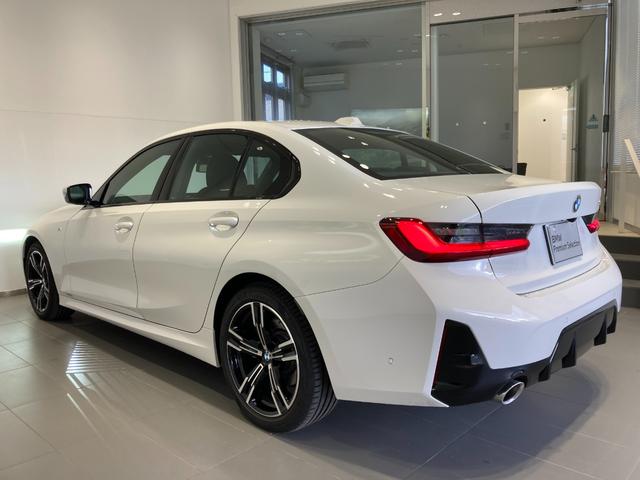 3シリーズ 318i Mスポーツ 弊社元デモレンタ 禁煙車 セカンドLCI 全周囲カメラ オートトランク ACC メモリー機能付電動シート カーブドディスプレイ オートトランク ミラーETC LEDヘッドライト パドルシフト(6枚目)