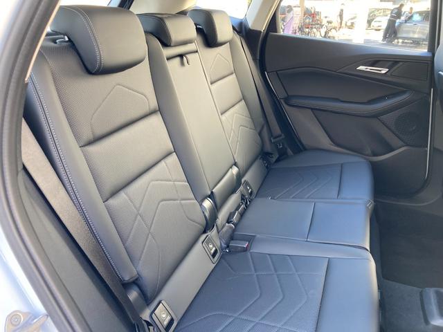 ２シリーズ ２１８ｄアクティブツアラー　エクスクルーシブ　ブラックレザーシート　ヘッドアップディスプレイ　全周囲カメラ　シートヒーター　メモリー機能付電動シート　テクノロジーパッケージ　ミラーＥＴＣ　ＬＥＤヘッドライト　ＡＣＣ　オートトランク（9枚目）