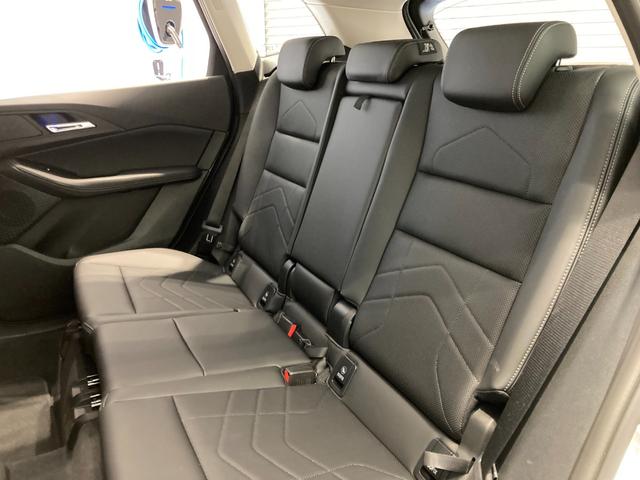 ２シリーズ ２１８ｄアクティブツアラー　エクスクルーシブ　ブラックレザーシート　ヘッドアップディスプレイ　全周囲カメラ　シートヒーター　メモリー機能付電動シート　テクノロジーパッケージ　ミラーＥＴＣ　ＬＥＤヘッドライト　ＡＣＣ　オートトランク（20枚目）