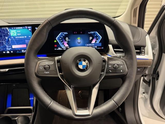 2シリーズ 218iアクティブツアラー エクスクルーシブ 元弊社デモカー テクノロジーP ヘッドアップディスプレイ アクティブクルーズコントロール ヴェガンザレザー 全周囲カメラ アップルカープレイ アンドロイドオート パーキングアシスト 衝突軽減ブレーキ(31枚目)