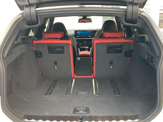 Ｍ３ Ｍ３ツーリング　コンペティション　Ｍ　ｘＤｒｉｖｅ　元弊社デモカー　後期ヘッドライト　フィオナレッドメリノレザー　ＭコンフォートＰＫＧ　ハンドルヒーター　シートエアコン＆ヒーター　アコースティックガラス　全周囲カメラ　レッドキャリパー　１９＆２０ＡＷ（47枚目）