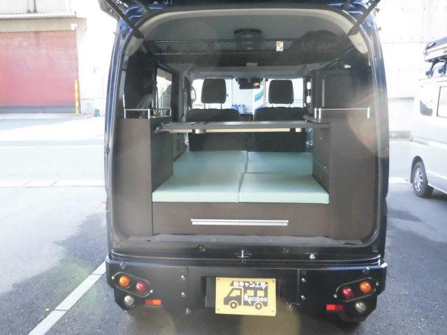 エブリイ ＰＣ　ダムド　リトルＤ　軽キャン仕様　電子レンジ　冷蔵庫　ナビ＆ＴＶ　バックカメラ　天井断熱施工　２０００Ｗインバータ　１００ＡＨサブバッテリー　走行充電　外部充電　ミニシンク　下駄箱　ベットマット新品（8枚目）