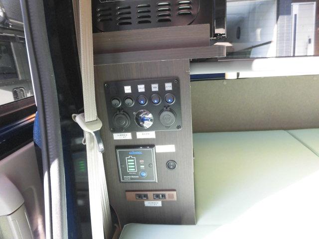 エブリイ ＰＣ　ダムド　リトルＤ　軽キャン仕様　電子レンジ　冷蔵庫　ナビ＆ＴＶ　バックカメラ　天井断熱施工　２０００Ｗインバータ　１００ＡＨサブバッテリー　走行充電　外部充電　ミニシンク　下駄箱　ベットマット新品（31枚目）