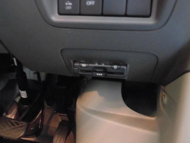 エブリイ ＰＣ　ダムド　リトルＤ　軽キャン仕様　電子レンジ　冷蔵庫　ナビ＆ＴＶ　バックカメラ　天井断熱施工　２０００Ｗインバータ　１００ＡＨサブバッテリー　走行充電　外部充電　ミニシンク　下駄箱　ベットマット新品（39枚目）