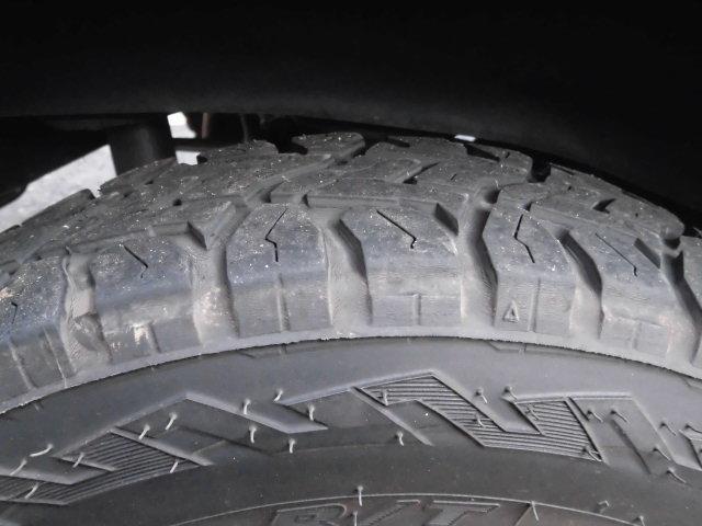 エブリイ ＰＣ　ダムド　リトルＤ　軽キャン仕様　電子レンジ　冷蔵庫　ナビ＆ＴＶ　バックカメラ　天井断熱施工　２０００Ｗインバータ　１００ＡＨサブバッテリー　走行充電　外部充電　ミニシンク　下駄箱　ベットマット新品（43枚目）