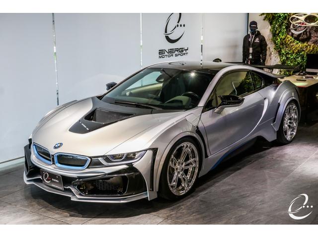 ｉ８ ベースグレード　エナジーコンプリートカー　エナジー鍛造ホイール　左ハンドル　ＨＡＬＯインテリアデザイン　ＢＭＷレーザーライト　コンフォートアクセス　２０１７年　バックカメラ　ハーマンカードンサウンド（7枚目）