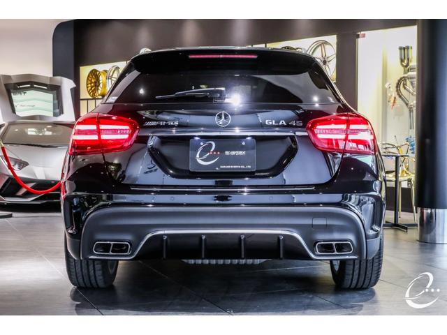 ＧＬＡクラス ＧＬＡ４５　４マチック　後期モデル　パノラミックスライディングルーフ　コスモスブラック　ＡＭＧライドコントール　ＡＭＧレッドブレーキキャリパー　ＡＭＧスピードシフト　レーダーセーフティーパッケージ　ブラインドスポット（4枚目）