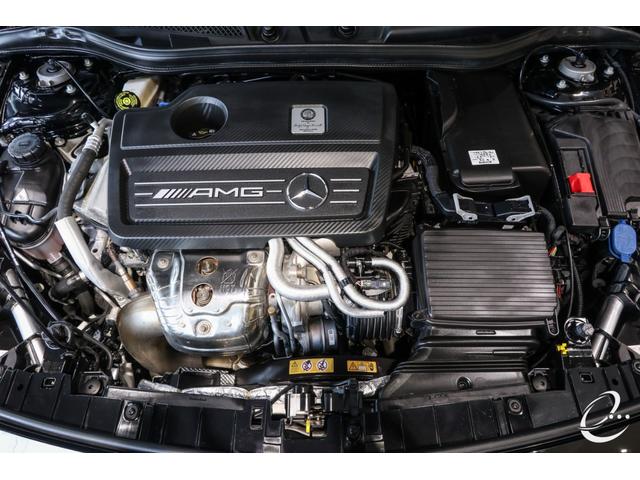 ＧＬＡクラス ＧＬＡ４５　４マチック　後期モデル　パノラミックスライディングルーフ　コスモスブラック　ＡＭＧライドコントール　ＡＭＧレッドブレーキキャリパー　ＡＭＧスピードシフト　レーダーセーフティーパッケージ　ブラインドスポット（8枚目）