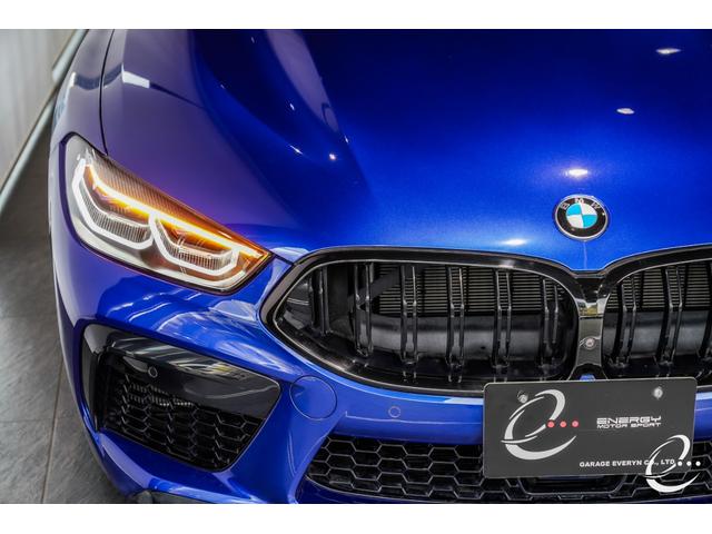 Ｍ８ Ｍ８グランクーペ　コンペティション　２０２１年初度登録　Ｂｏｗｅｒｓ＆Ｗｉｌｋｉｎｓダイヤモンドサラウンドサウンド　カーボンルーフ　黒革　マリナベイブルー　フルレザーメリノインテリア　パーキングアシストプラス　カーボンインテリア（9枚目）