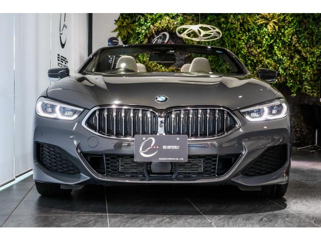 ８シリーズ ８４０ｄ　ｘＤｒｉｖｅカブリオレ　Ｍスポーツ　インディビジュアルボディーカラー　ドラバイトグレー　インディビジュアルエクステッドレザーメリノ　アイボリーホワイト　ハーマンカードンサウンド　オプション　マルチスポークホイール　地デジ　バックカメラ（46枚目）