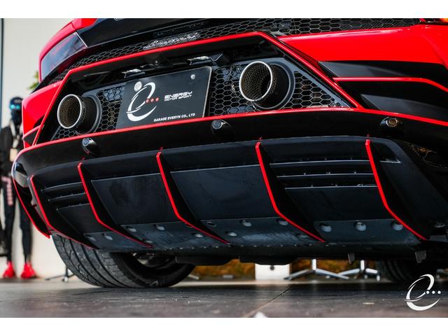 ウラカン 　ＥＶＯ（ＬＤＦ）　左ハンドル　イエローブレーキキャリパー　スタイルパッケージハイグロスブラック　カーボンセラミックブレーキ　カスタムラッピング　ベージュレザーシート　レオロージカルサスペンション（61枚目）