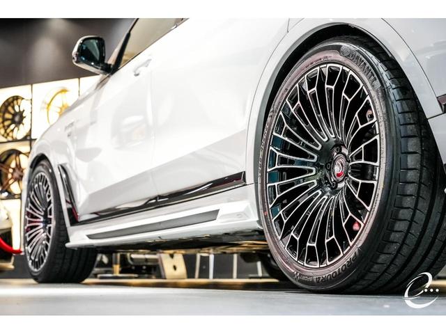 Ｘ７ ｘＤｒｉｖｅ　３５ｄ　Ｍスポーツ　エナジーコンプリートカー　スカイラウンジパノラマガラスサンルーフウェルネスパッケージ　アルカンターラルーフライニング　２列目コンフォートシート　エナジー２２インチ（22枚目）