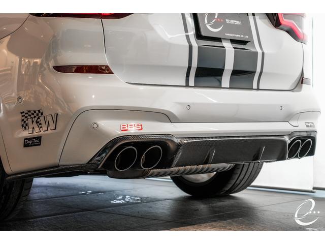 Ｘ３ Ｍ コンペティション　３ＤデザインＦ，Ｓ，Ｒフルエアロ　ＢＢＳ鍛造２１インチ　ＫＷ車高調　パノラマガラスサンルーフ　Ｉｎｄｉｖｉｄｕａｌエクステンド・メリノ・レザー　ハーマンカードンサウンドシステム（10枚目）