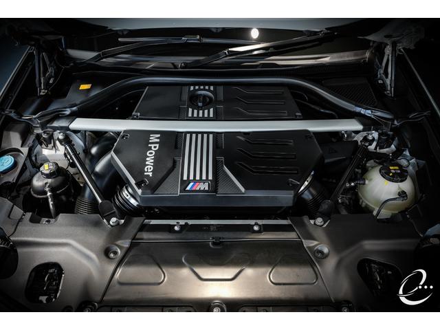 Ｘ３ Ｍ コンペティション　３ＤデザインＦ，Ｓ，Ｒフルエアロ　ＢＢＳ鍛造２１インチ　ＫＷ車高調　パノラマガラスサンルーフ　Ｉｎｄｉｖｉｄｕａｌエクステンド・メリノ・レザー　ハーマンカードンサウンドシステム（17枚目）