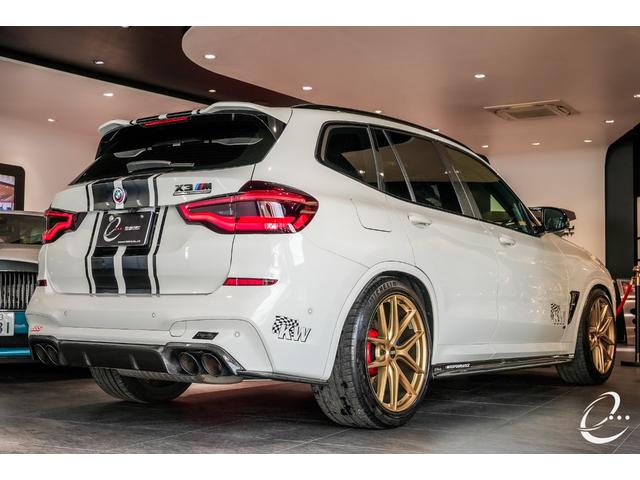 Ｘ３ Ｍ コンペティション　３ＤデザインＦ，Ｓ，Ｒフルエアロ　ＢＢＳ鍛造２１インチ　ＫＷ車高調　パノラマガラスサンルーフ　Ｉｎｄｉｖｉｄｕａｌエクステンド・メリノ・レザー　ハーマンカードンサウンドシステム（21枚目）