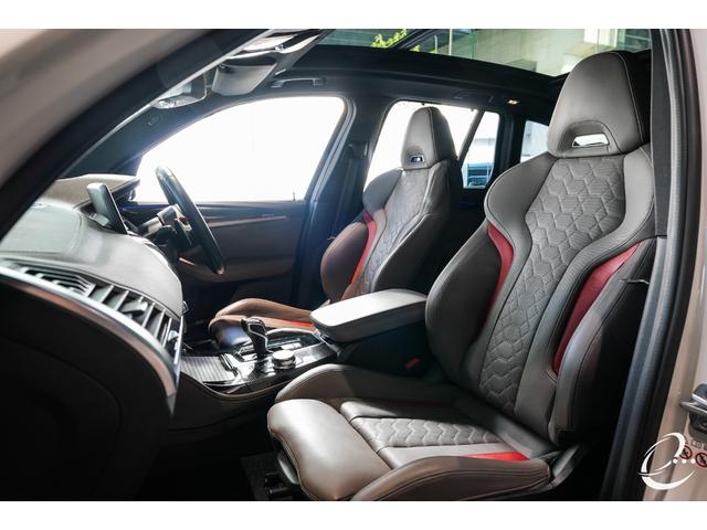 Ｘ３ Ｍ コンペティション　３ＤデザインＦ，Ｓ，Ｒフルエアロ　ＢＢＳ鍛造２１インチ　ＫＷ車高調　パノラマガラスサンルーフ　Ｉｎｄｉｖｉｄｕａｌエクステンド・メリノ・レザー　ハーマンカードンサウンドシステム（31枚目）