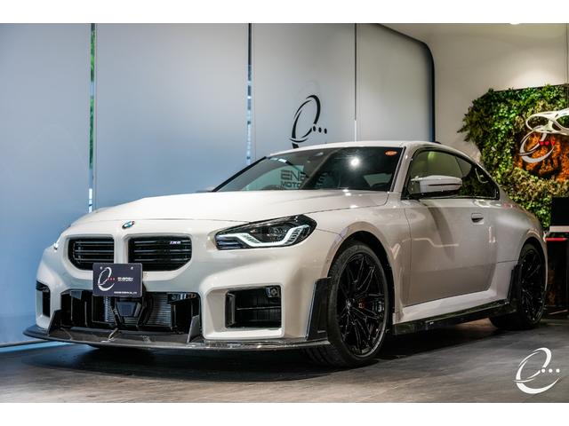 Ｍ２ ベースグレード　ハイラインパッケージ　ドライカーボンフルエアロ（Ｆ，Ｓ，Ｒ）／ドライカーボンリヤスポイラー／ハイラインＰＫＧ／ｈａｒｍａｎ／ｋａｒｄｏｎサラウンドサウンド／サンプロテクションガラス／アラームシステム／前後ドラレコ（5枚目）