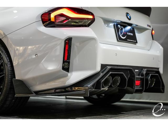 Ｍ２ ベースグレード　ハイラインパッケージ　ドライカーボンフルエアロ（Ｆ，Ｓ，Ｒ）／ドライカーボンリヤスポイラー／ハイラインＰＫＧ／ｈａｒｍａｎ／ｋａｒｄｏｎサラウンドサウンド／サンプロテクションガラス／アラームシステム／前後ドラレコ（12枚目）