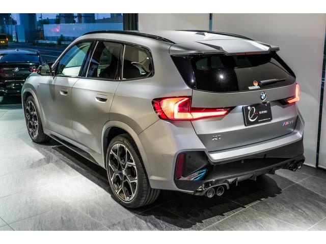 Ｘ１ Ｍ３５ｉ　ｘＤｒｉｖｅ　Ｉｎｄｉｖｉｄｕａｌ　ボディーカラー：フローズンピュアグレーメタリック　ワンオーナー　２Ｍライトアロイホイール　２０インチ　８７２Ｍ　Ｍコンパウンドブレーキ（グレーハイグロス）（8枚目）