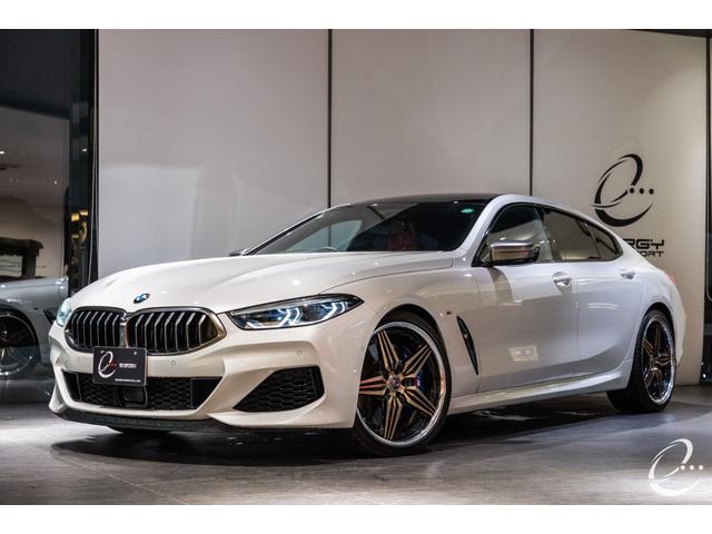 ８シリーズ Ｍ８５０ｉ　ｘＤｒｉｖｅ　グランクーペ　パノラマＳＲ　　１オーナー　　２トーンレザー　　フィオナレッド＆ブラック　レーザーヘッドライト　ＡＣＣ　パーキングアシストプラス　ソフトクローズドドア（8枚目）