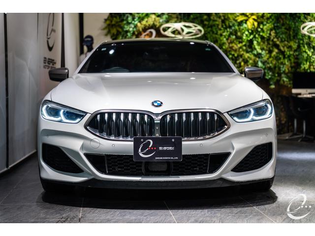 ８シリーズ Ｍ８５０ｉ　ｘＤｒｉｖｅ　グランクーペ　パノラマＳＲ　　１オーナー　　２トーンレザー　　フィオナレッド＆ブラック　レーザーヘッドライト　ＡＣＣ　パーキングアシストプラス　ソフトクローズドドア（13枚目）