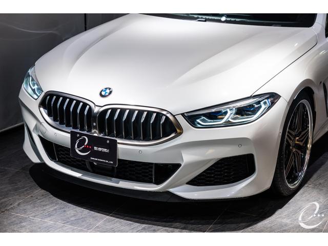 ８シリーズ Ｍ８５０ｉ　ｘＤｒｉｖｅ　グランクーペ　パノラマＳＲ　　１オーナー　　２トーンレザー　　フィオナレッド＆ブラック　レーザーヘッドライト　ＡＣＣ　パーキングアシストプラス　ソフトクローズドドア（15枚目）