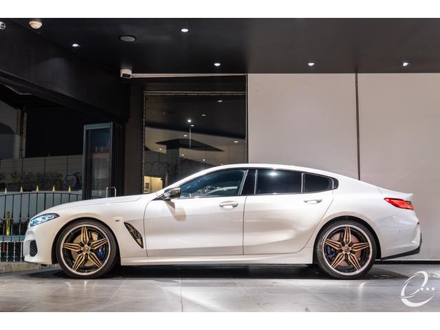 ８シリーズ Ｍ８５０ｉ　ｘＤｒｉｖｅ　グランクーペ　パノラマＳＲ　　１オーナー　　２トーンレザー　　フィオナレッド＆ブラック　レーザーヘッドライト　ＡＣＣ　パーキングアシストプラス　ソフトクローズドドア（18枚目）