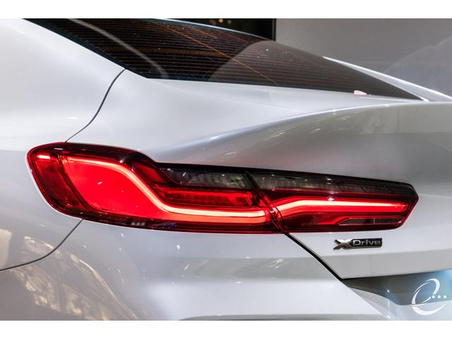 ８シリーズ Ｍ８５０ｉ　ｘＤｒｉｖｅ　グランクーペ　パノラマＳＲ　　１オーナー　　２トーンレザー　　フィオナレッド＆ブラック　レーザーヘッドライト　ＡＣＣ　パーキングアシストプラス　ソフトクローズドドア（56枚目）
