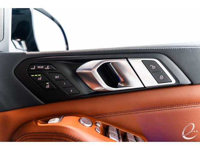 Ｘ７ Ｍ６０ｉ　ｘＤｒｉｖｅ　後期モデル　Ｍスポーツパッケージプロ　インテリアＭカーボンファイバートリム　２列目コンフォートシート（６人乗り）　スカイラウンジパノラマガラスサンルーフ　２３インチＩｎｄｉｖｉｄｕａｌホイール（39枚目）