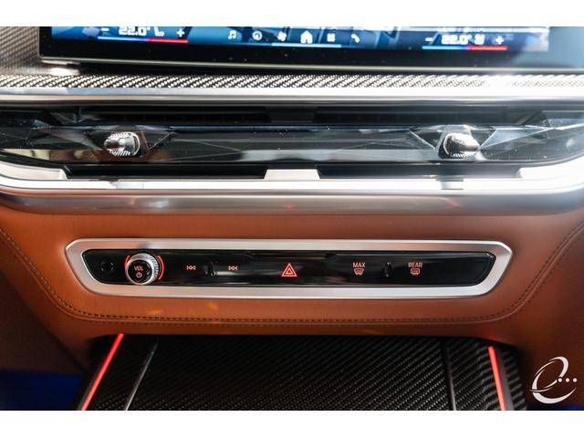 Ｘ７ Ｍ６０ｉ　ｘＤｒｉｖｅ　後期モデル　Ｍスポーツパッケージプロ　インテリアＭカーボンファイバートリム　２列目コンフォートシート（６人乗り）　スカイラウンジパノラマガラスサンルーフ　２３インチＩｎｄｉｖｉｄｕａｌホイール（60枚目）