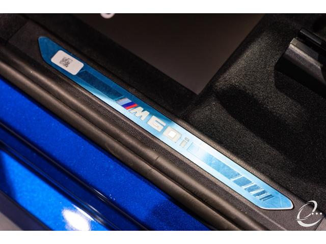 Ｘ７ Ｍ６０ｉ　ｘＤｒｉｖｅ　後期モデル　Ｍスポーツパッケージプロ　インテリアＭカーボンファイバートリム　２列目コンフォートシート（６人乗り）　スカイラウンジパノラマガラスサンルーフ　２３インチＩｎｄｉｖｉｄｕａｌホイール（64枚目）