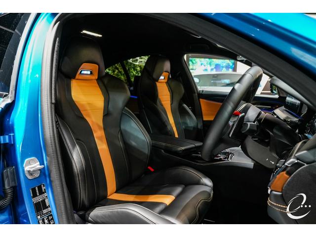 ・フルレザーメリノインテリア（ミッドランドベージュ×ブラック・・・７６７，０００円（税込）