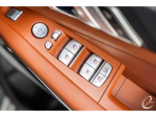 Ｘ７ ｘＤｒｉｖｅ　４０ｄ　Ｍスポーツ　ＯＰ１６０　Ｂ＆Ｗ　Ｉｎｄｉｖｉｄｕａｌボディ＆インテリア＆ウッドトリム＆ホイール　Ｍスポーツパッケージプロ　２列目コンフォートシート　アルミニウムランニングボード（30枚目）