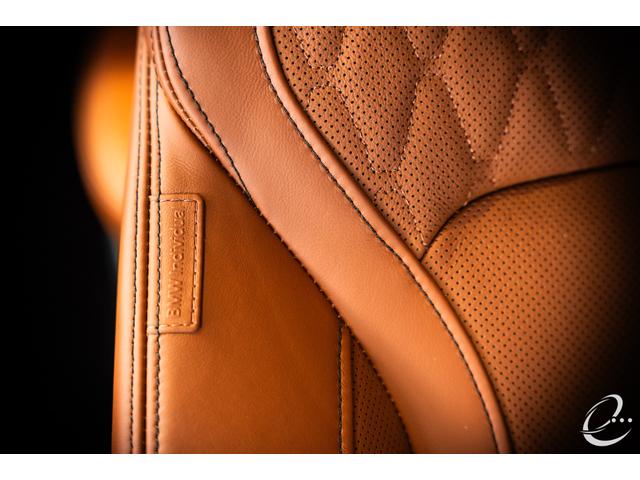 Ｘ７ ｘＤｒｉｖｅ　４０ｄ　Ｍスポーツ　ＯＰ１６０　Ｂ＆Ｗ　Ｉｎｄｉｖｉｄｕａｌボディ＆インテリア＆ウッドトリム＆ホイール　Ｍスポーツパッケージプロ　２列目コンフォートシート　アルミニウムランニングボード（52枚目）