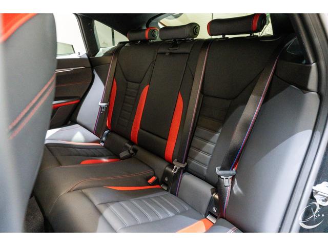 4シリーズ M440i xDriveグランクーペ 後期型 Mカーボンファイバートリム クラフテッドクリスタルフィニッシュ ステアリングヒーティング ブラックサファイア カーブドディスプレイ ドライビングアシストプロフェッショナル パーキングアシスト(43枚目)