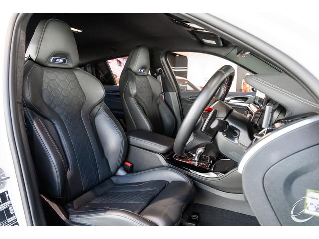 Ｘ４ Ｍ コンペティション　１オーナー　後期型ＬＣＩモデル　シートベンチレーション　フロントリアシートヒーター　ＬＥＤヘッドライト（16枚目）